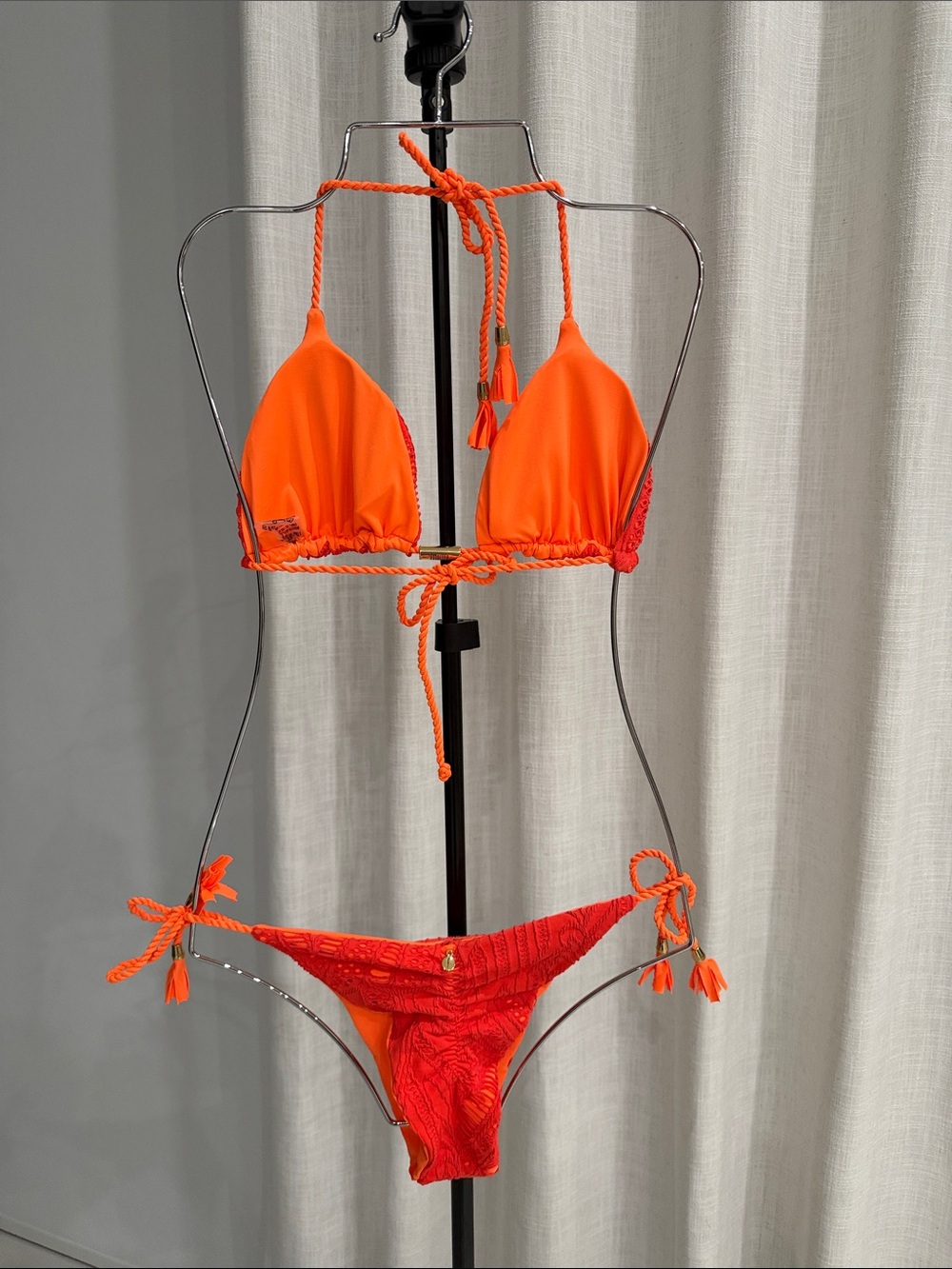 Crochet Triangle Bikini Set in Bright Orange-Red - Picture 2 of 3